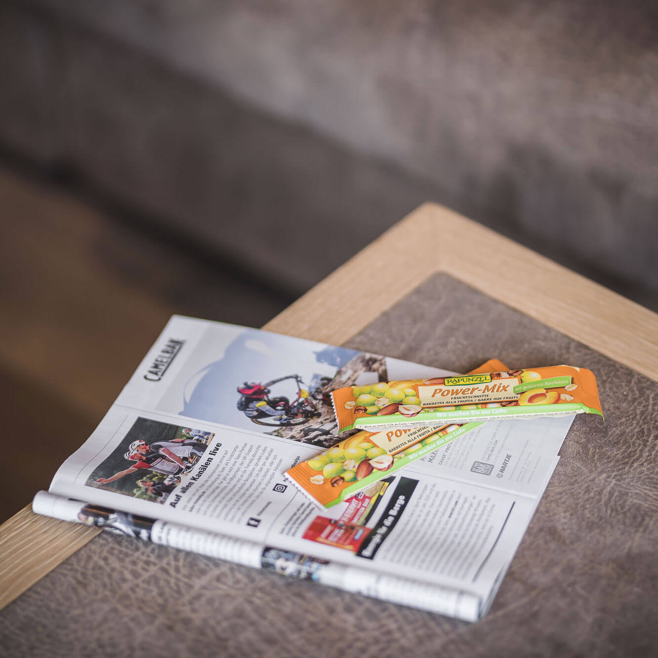 Included services - Newspaper & power-bar - close-up - Hotel Terentnerhof