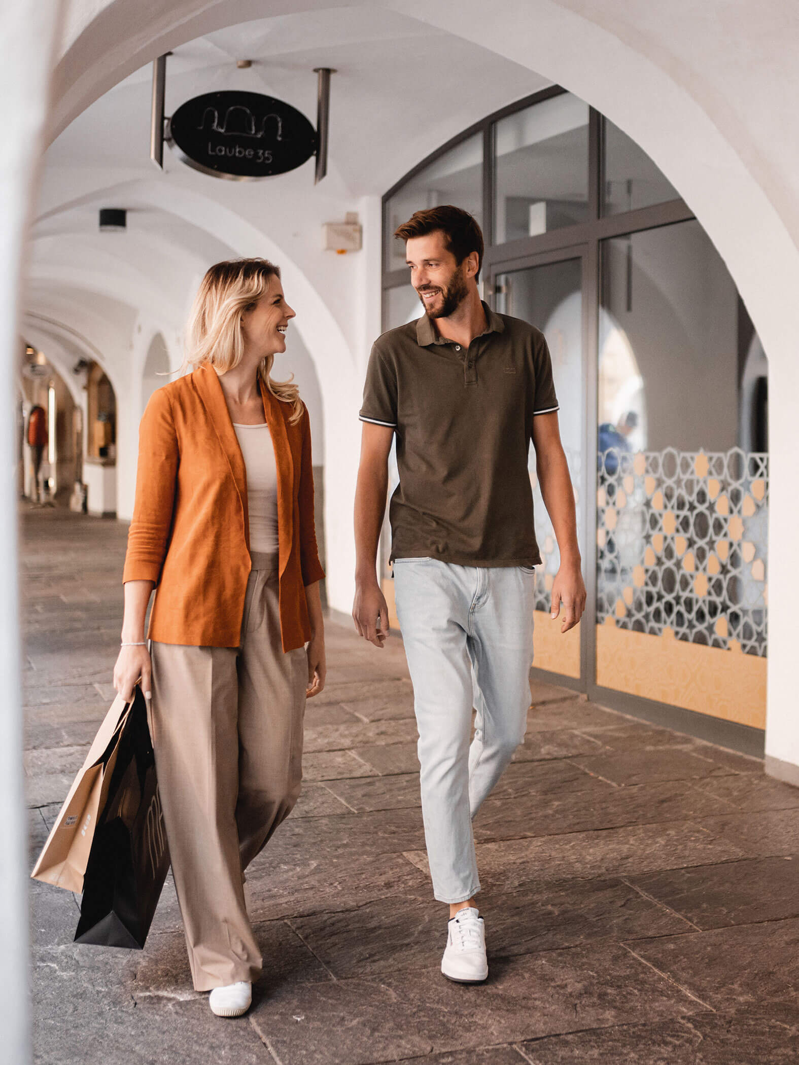 Lauben - Shopping man & woman - Hotel Terentnerhof