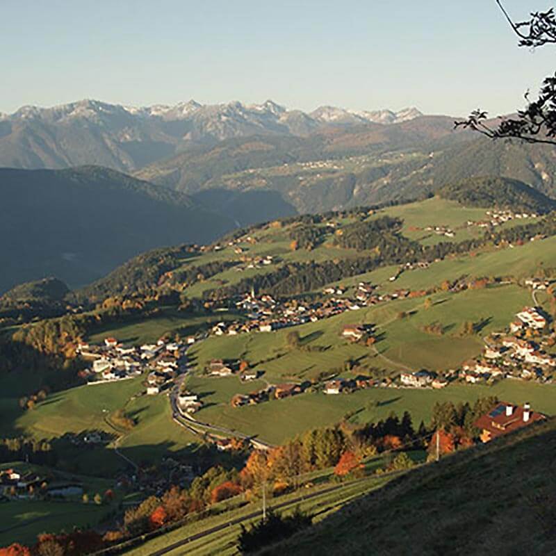Terenten Wanderung im Herbst - Hotel Terentnerhof