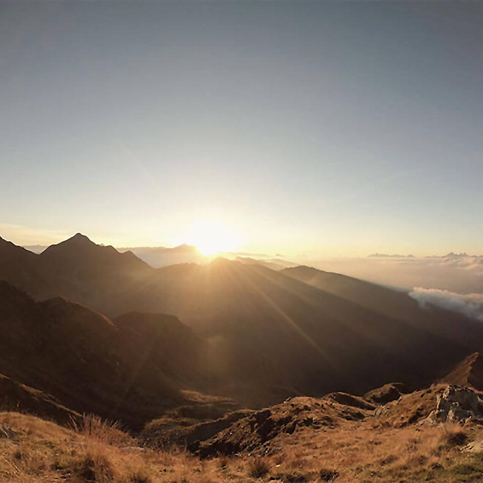 Sonnenuntergang zwischen Berge - Hotel Terentnerhof