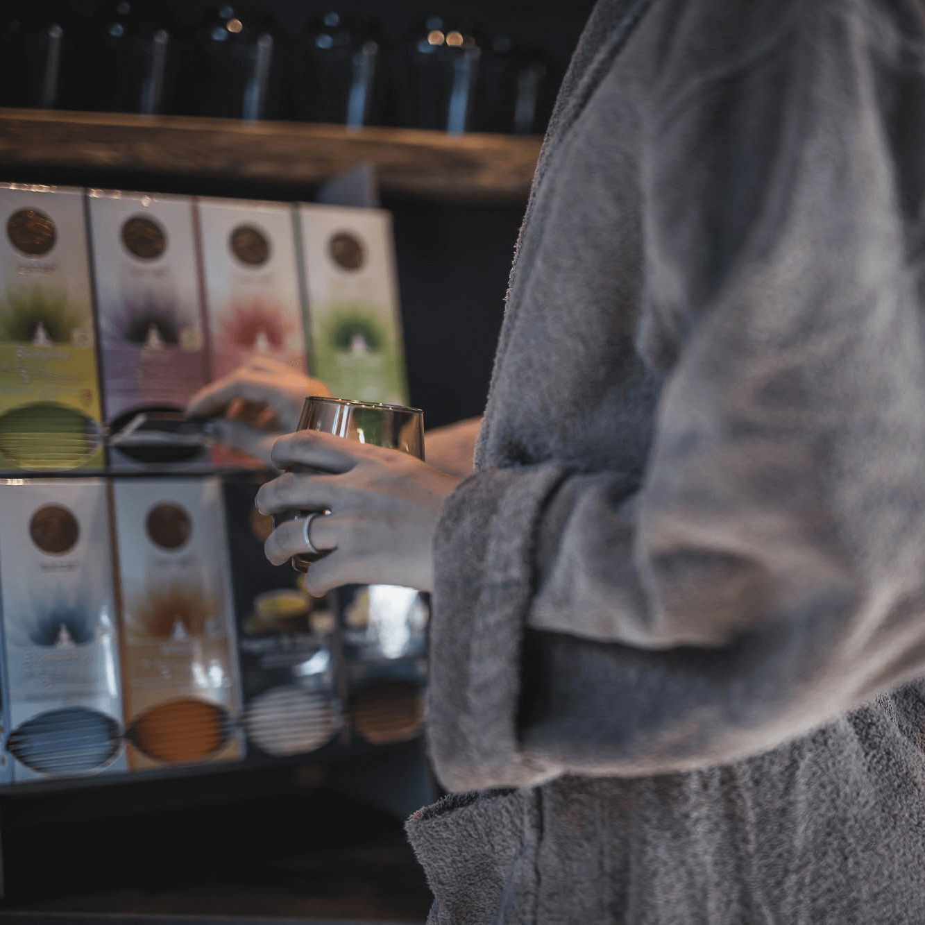 Ihr Wellness-Erlebnis im Terentnerhof - Teeküche Detailaufnahme